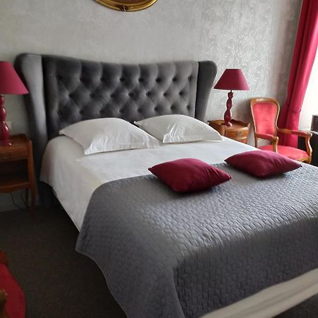 Manoir La Haie Chapeau Saint-Thurial Екстер'єр фото