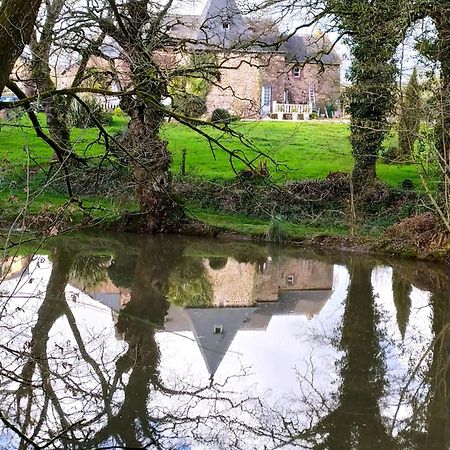 Manoir La Haie Chapeau Saint-Thurial Екстер'єр фото